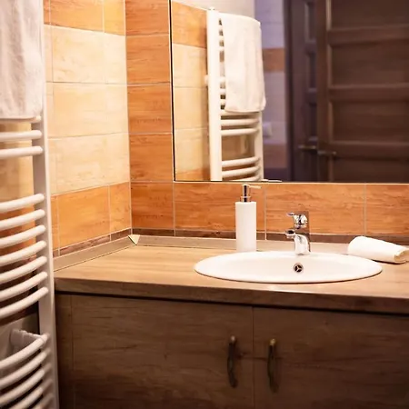 Maya Panzio-rezidencia Bed and Breakfast Σέγκεντ