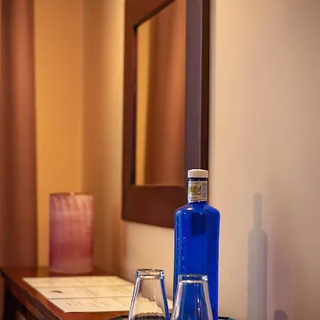 Maya Panzio-rezidencia 3*