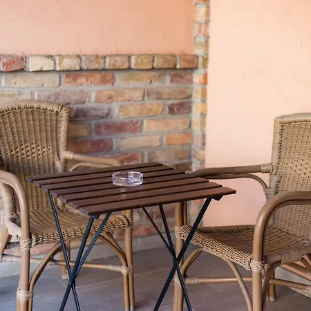 Bed and Breakfast Maya Panzio-rezidencia Σέγκεντ