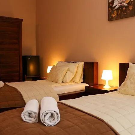 Maya Panzio-rezidencia 3*